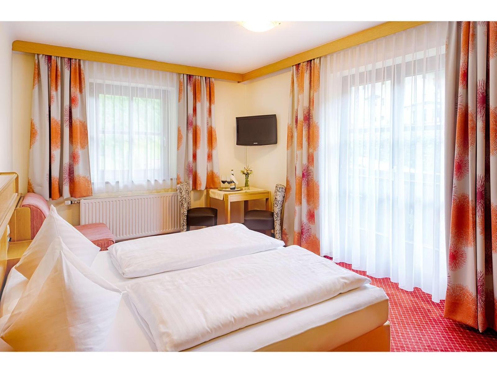 Landhotel Almroesl Im Grossarltal Hüttschlag Kültér fotó